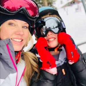 Meet your Posher, Noelle